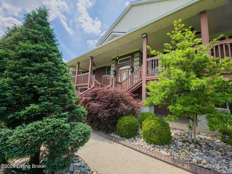 5806 New Cut Rd, Louisville, KY 40214