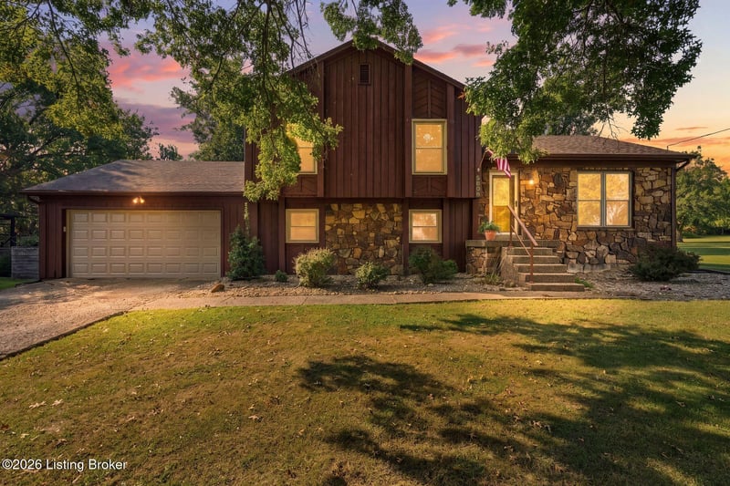5806 Renada Dr, Crestwood, KY 40014