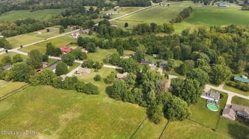 5806 Renada Dr, Crestwood, KY 40014