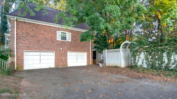 5817 Prince William St, Louisville, KY 40207