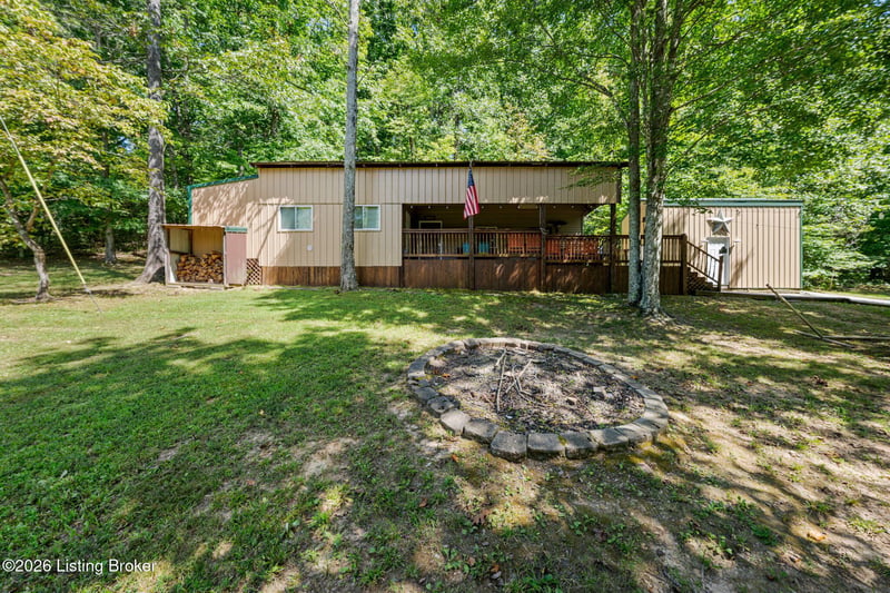 585 Trailwoods Dr, Leitchfield, KY 42754