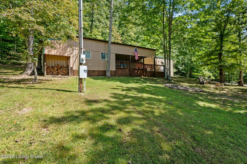 585 Trailwoods Dr, Leitchfield, KY 42754
