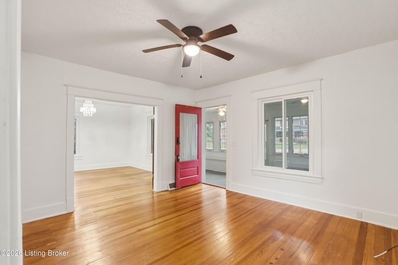 5858 S Main St, Eminence, KY 40019