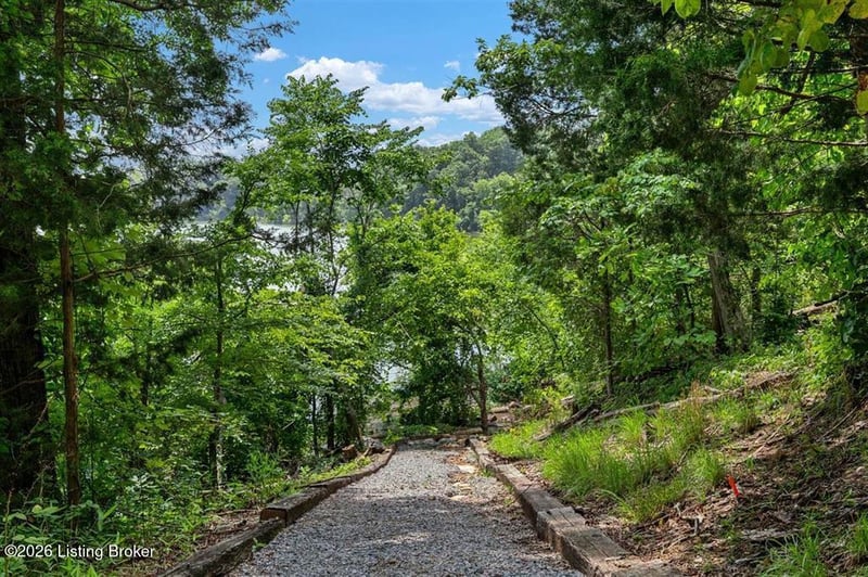 589 Kaufman Rd, Clarkson, KY 42726