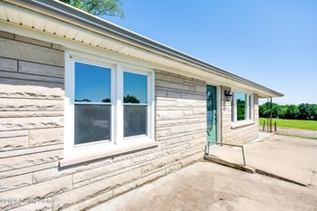 589 Wheeler Ln, Mt Washington, KY 40047