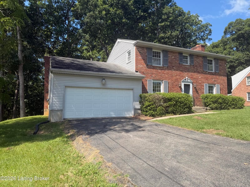 590 Lakeshore Pkwy, Brandenburg, KY 40108