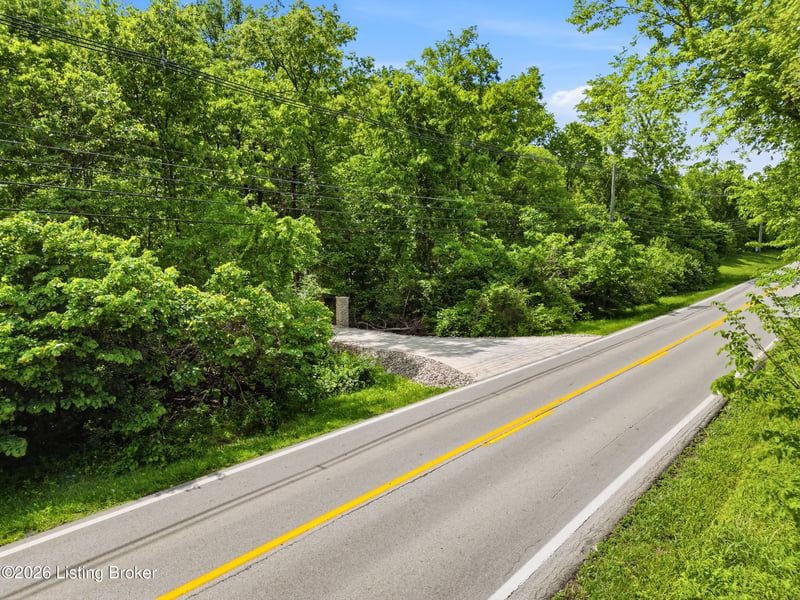 5900 Billtown Rd, Louisville, KY 40299