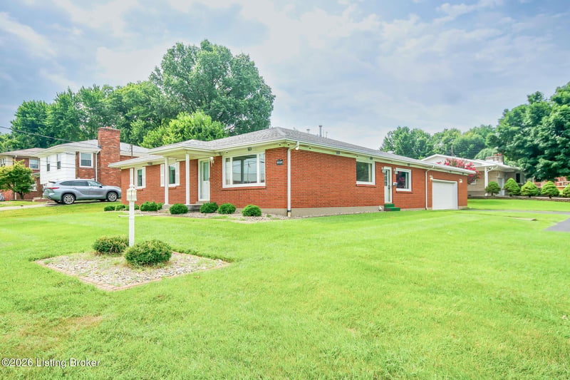 5900 Outer Loop, Louisville, KY 40219