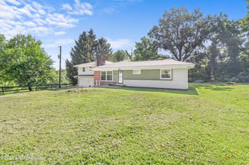 5901 S Watterson Trl, Louisville, KY 40291