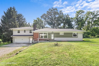 5901 S Watterson Trl, Louisville, KY 40291