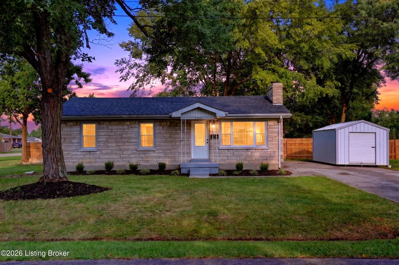 5904 Hood Rd, Louisville, KY 40213