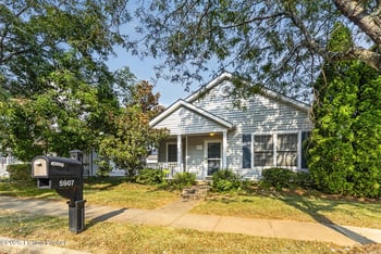 5907 Bay Harbor Dr, Louisville, KY 40228