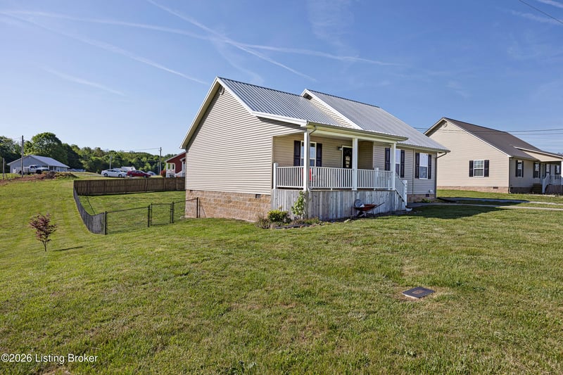 5918 Stovall Rd, Cave City, KY 42127