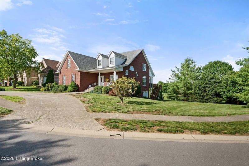 600 Ashbourne Dr, Shelbyville, KY 40065