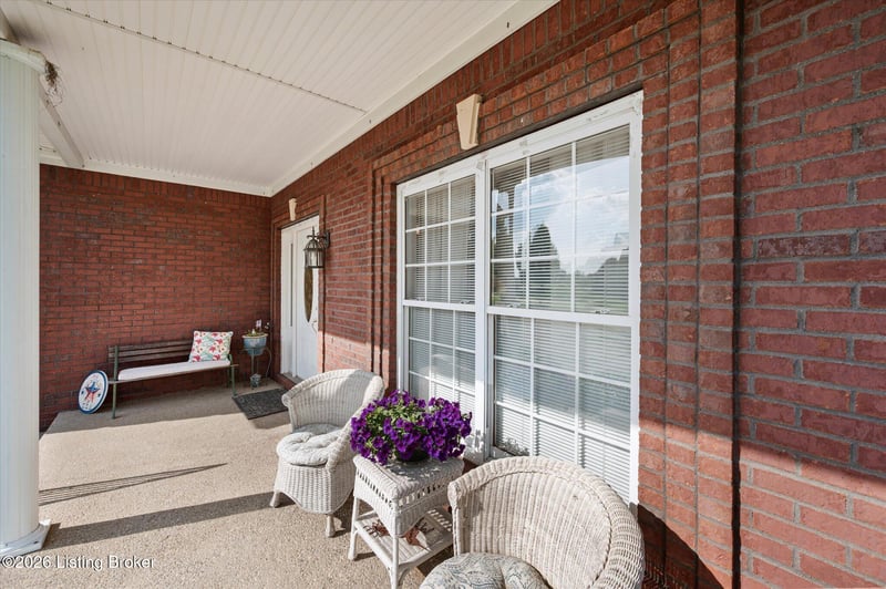 600 Ashbourne Dr, Shelbyville, KY 40065