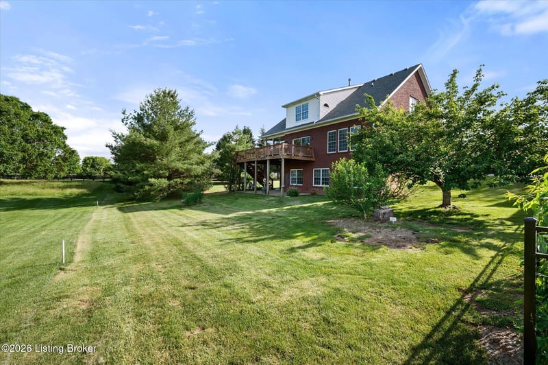 600 Ashbourne Dr, Shelbyville, KY 40065