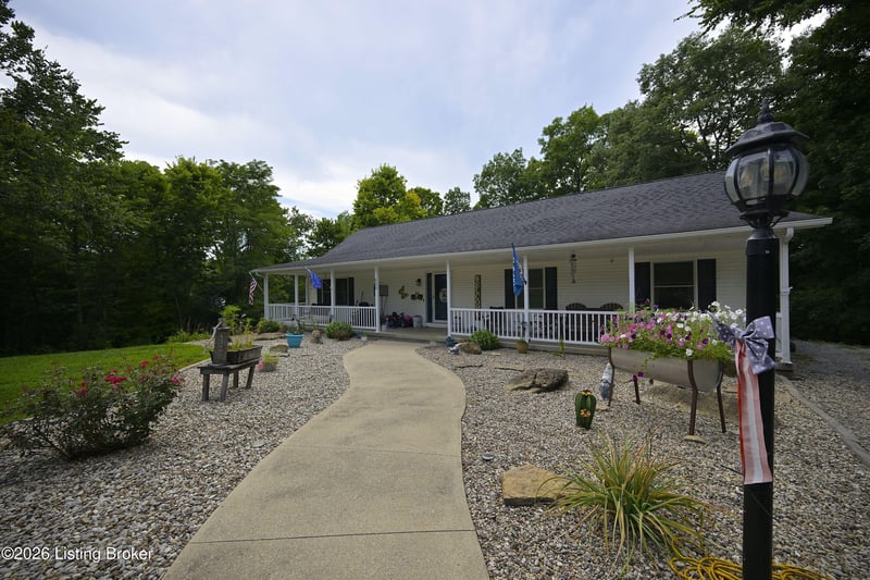 600 Shepherd Ln, Bedford, KY 40006