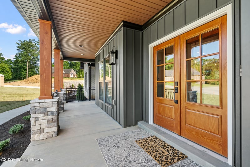 6002 Timbers Dr, Georgetown, IN 47122