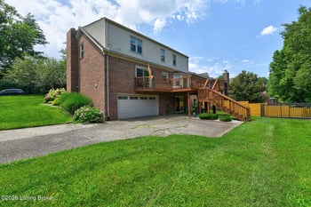 6011 Windsong Ct, Louisville, KY 40207