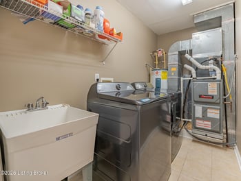 6019 Wooded Creek Dr, Louisville, KY 40291