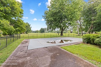 603 Colonel Anderson Pkwy, Louisville, KY 40222