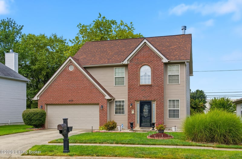 6030 Woodhaven Pl Cir, Louisville, KY 40228