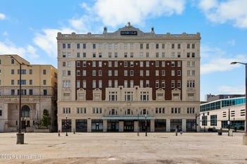 604 S 3rd St #806, Louisville, KY 40202
