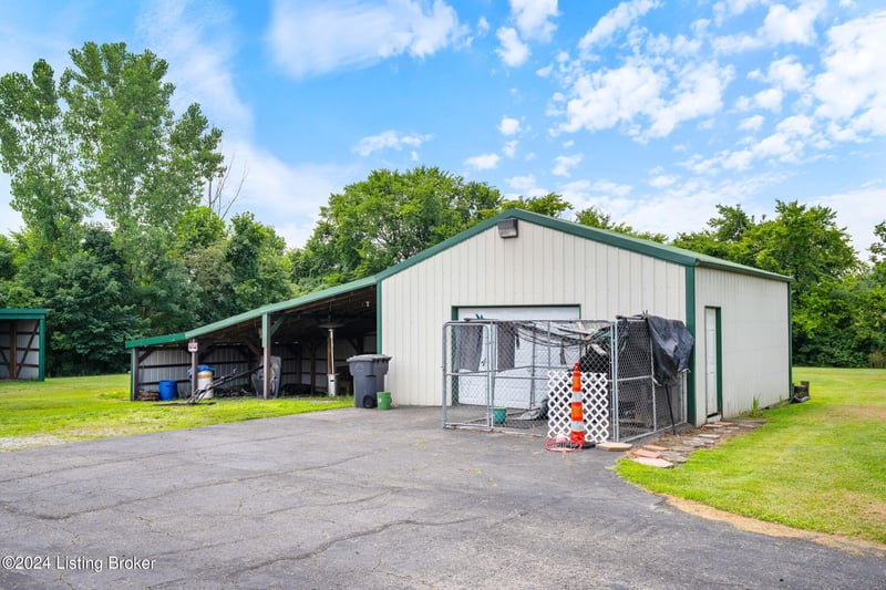 605 Cedar Grove Rd, Shepherdsville, KY 40165