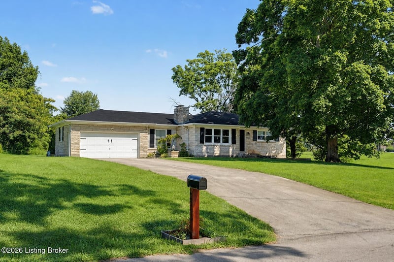 607 Christman Ln, Shepherdsville, KY 40165