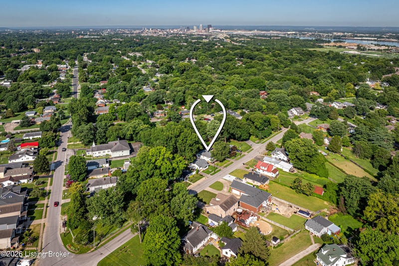 608 Country Club Rd, Louisville, KY 40206