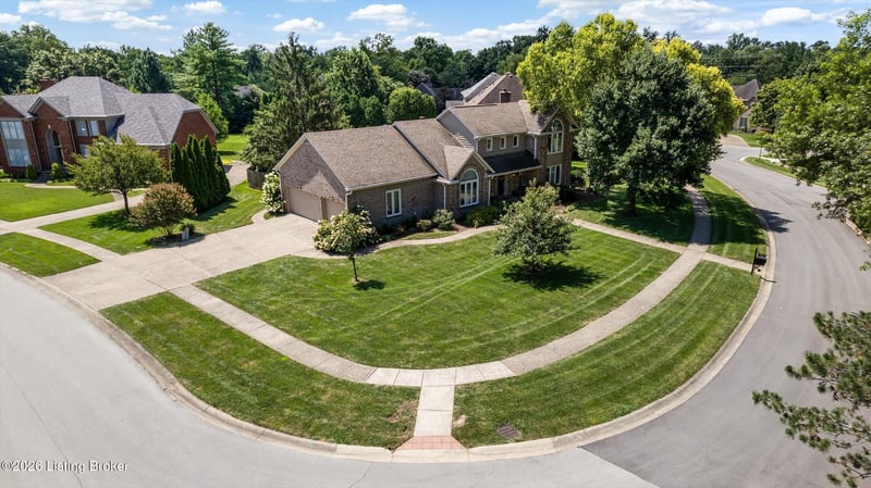 609 Berwyn Dr, Louisville, KY 40223