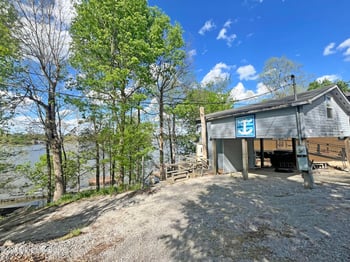 609 Hillandale Dr, Sanders, KY 41083