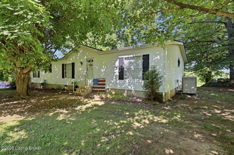 6095 Old State Rd, Guston, KY 40142