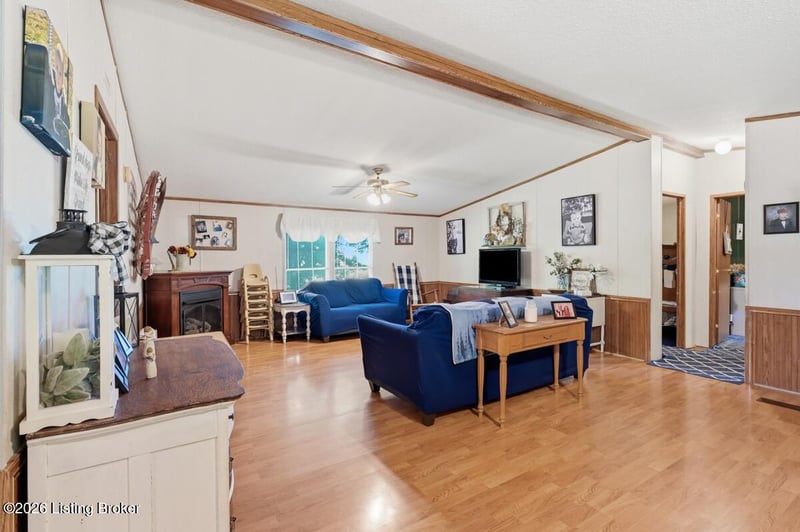6095 Old State Rd, Guston, KY 40142