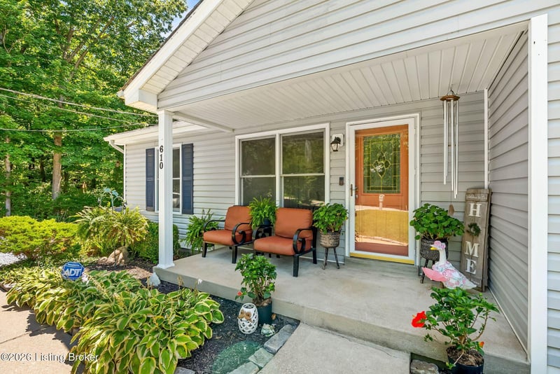 610 W Madison St, La Grange, KY 40031