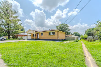 6102 W Pages Ln, Louisville, KY 40258