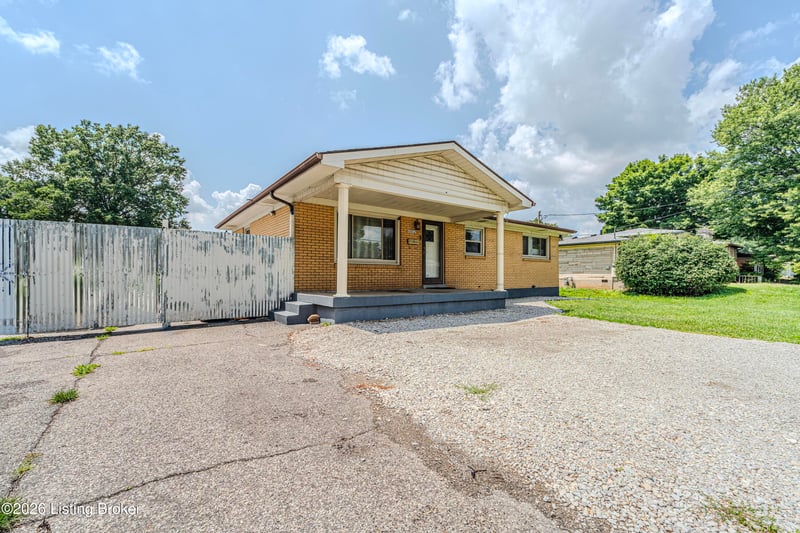 6102 W Pages Ln, Louisville, KY 40258