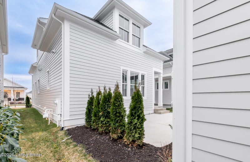 6106 Passionflower Dr, Prospect, KY 40059