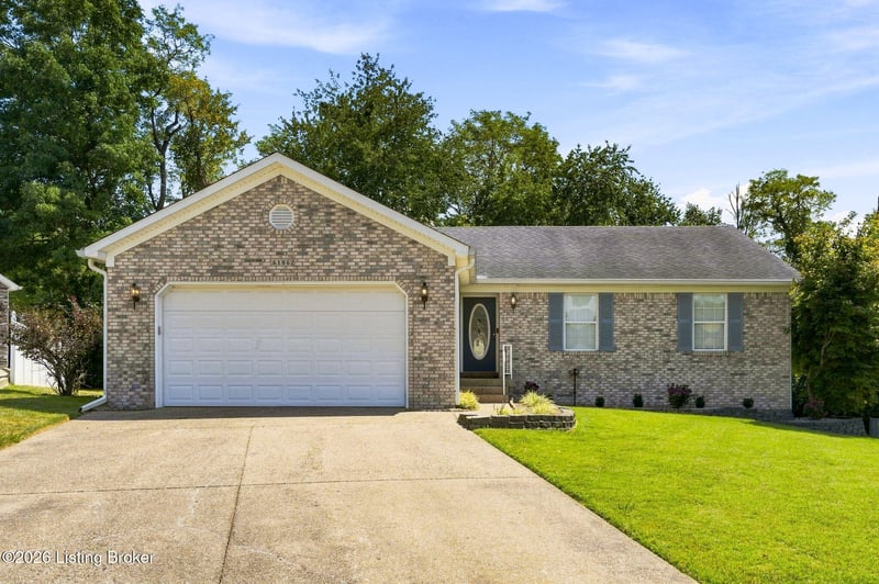 6106 Schreiner Ct, Louisville, KY 40219