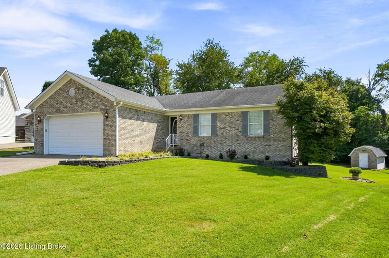 6106 Schreiner Ct, Louisville, KY 40219