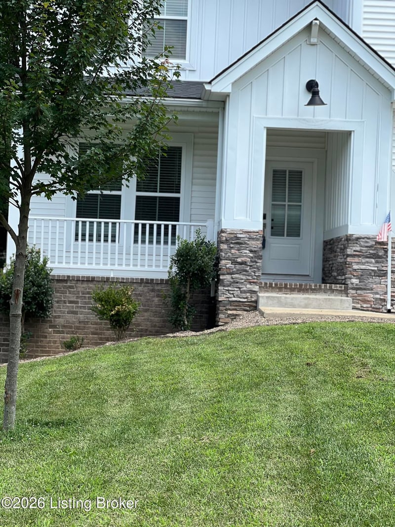 6107 Ledgerock Cove Pl, Louisville, KY 40219