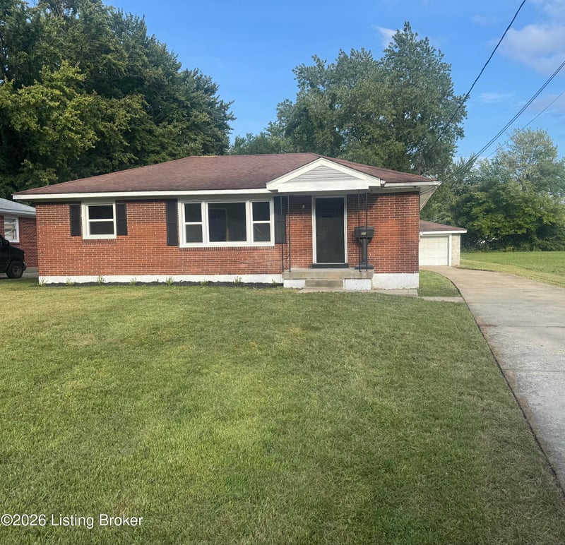 6107 Oakdale Ln, Louisville, KY 40219