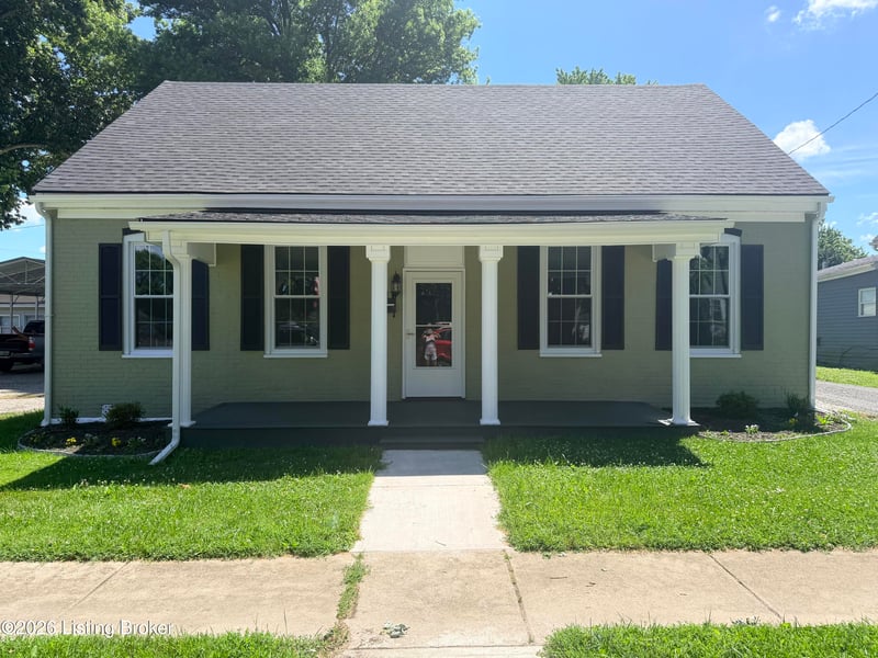 611 5th St, Carrollton, KY 41008