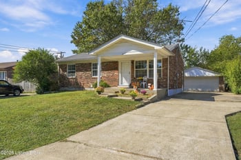 611 Blossom Rd, Louisville, KY 40229