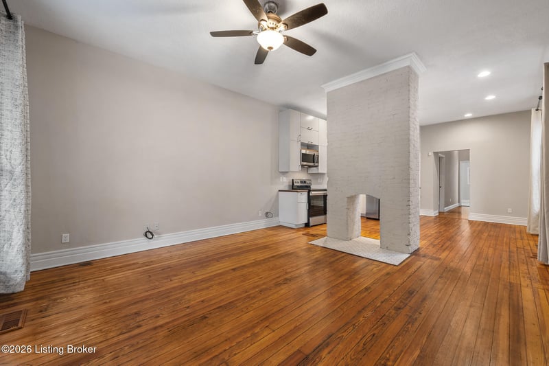 611 E Oak St, Louisville, KY 40203
