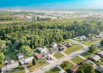 611 Glengarry Dr, Louisville, KY 40118