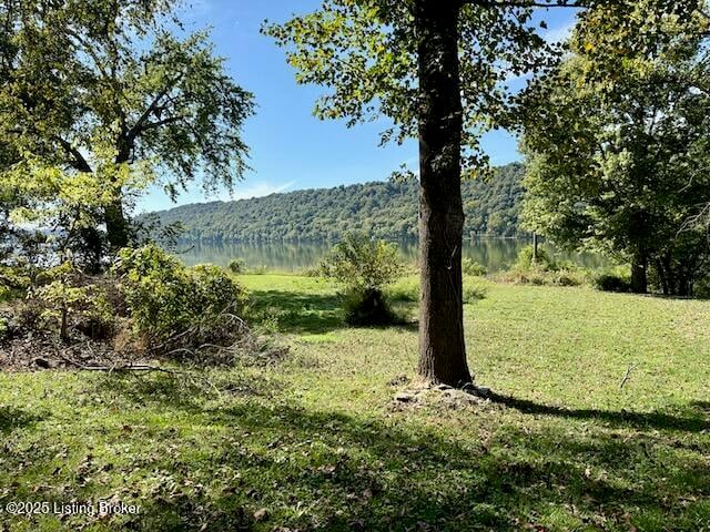 6111 Front St, Westport, KY 40077