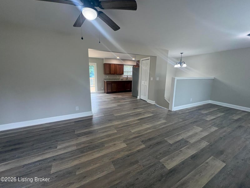 612 Deatsville Rd, Shepherdsville, KY 40165