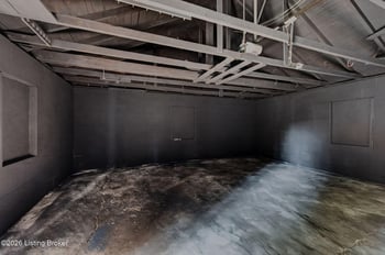 6120 Lone Oak Trl, Louisville, KY 40214