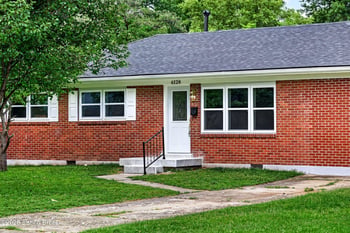 6128 Middlerose Cir, Louisville, KY 40272